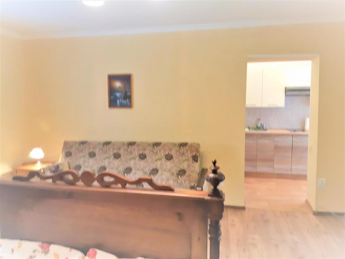 Atmatas Hotel Bernāti Kültér fotó